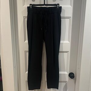 Lululemon Athletica Black Women's Capris